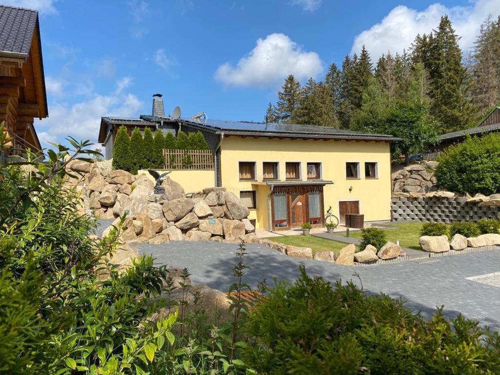 Naturstammhaus Und Appartements Zum Brockenbaecker Tanne Extérieur photo